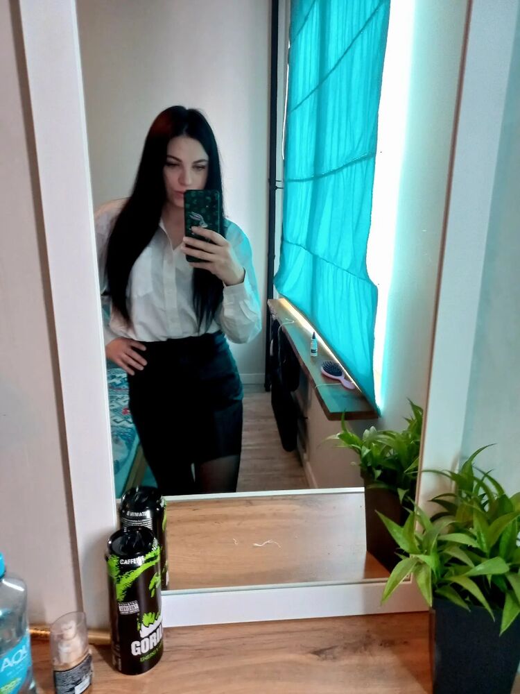  45715224  , 27 ,    