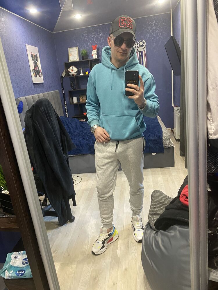  43053474  , 31 ,    