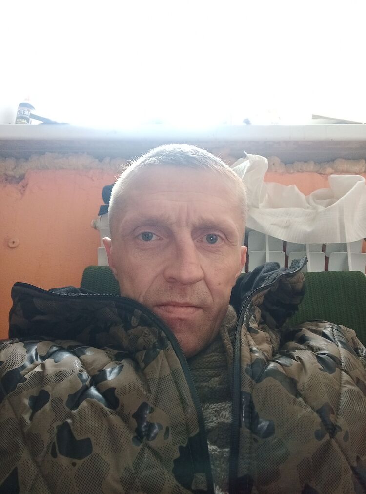  48249104  , 42 ,    