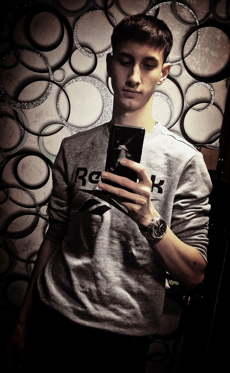  31157184  Andrey, 24 ,    