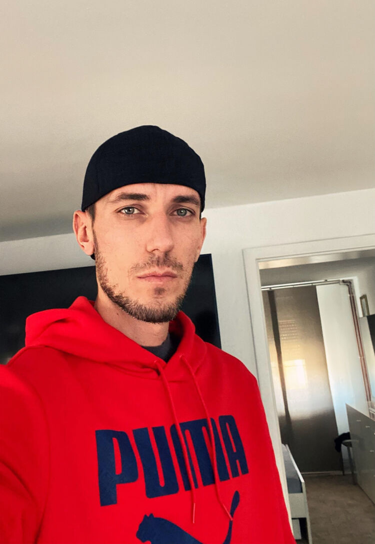  53392734  Sergey, 37 ,    