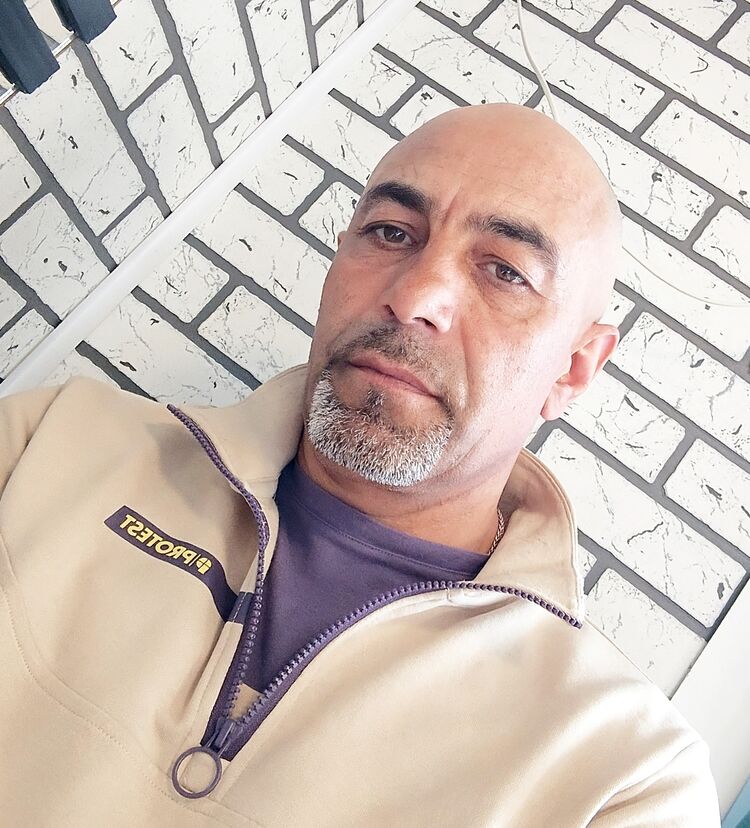  -,   Mavlik, 48 ,   ,   