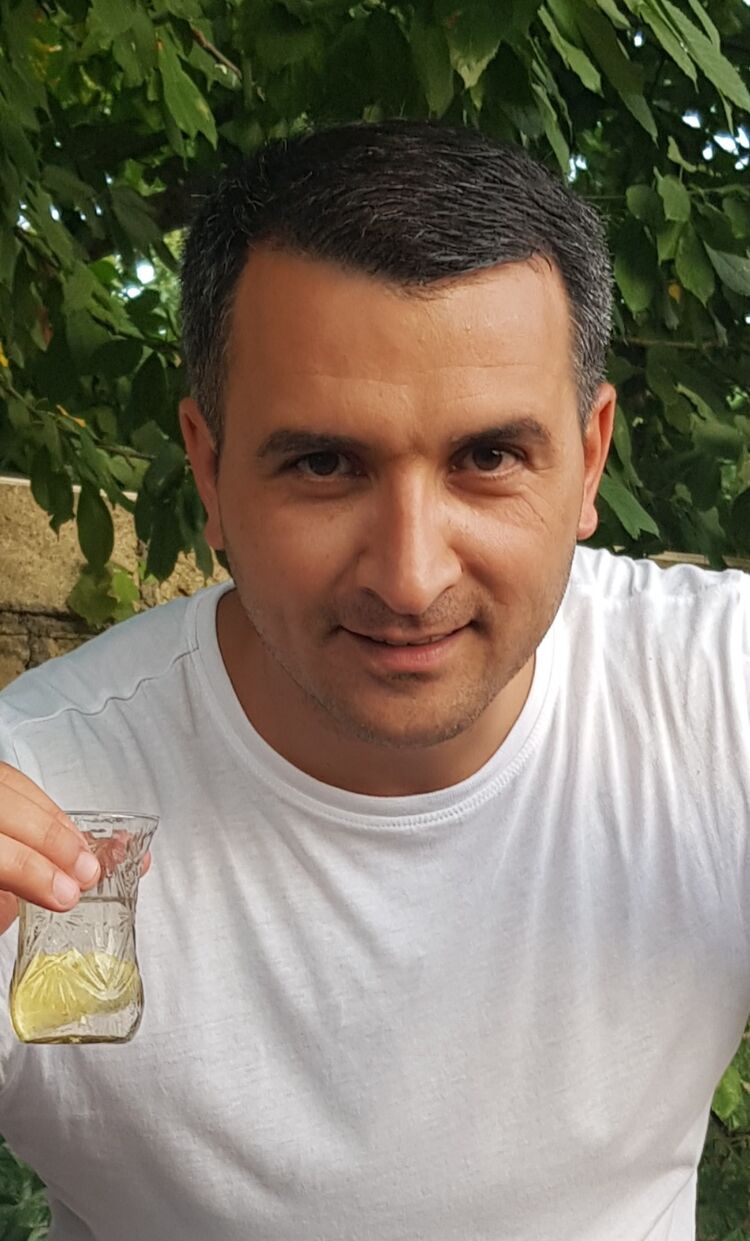  31831174  Maqa, 40 ,    