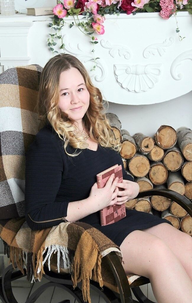  9795674  Yulia, 30 ,    