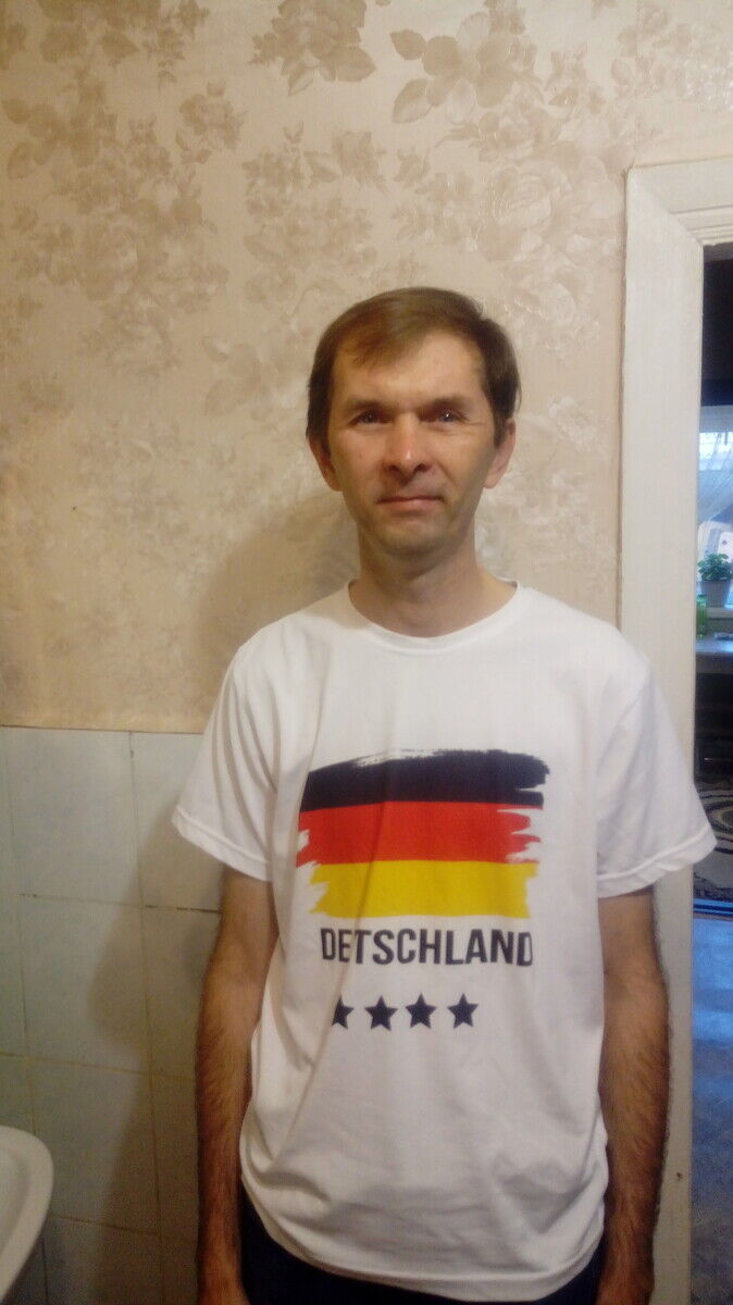  ,   Rinat, 51 ,   ,   , c 