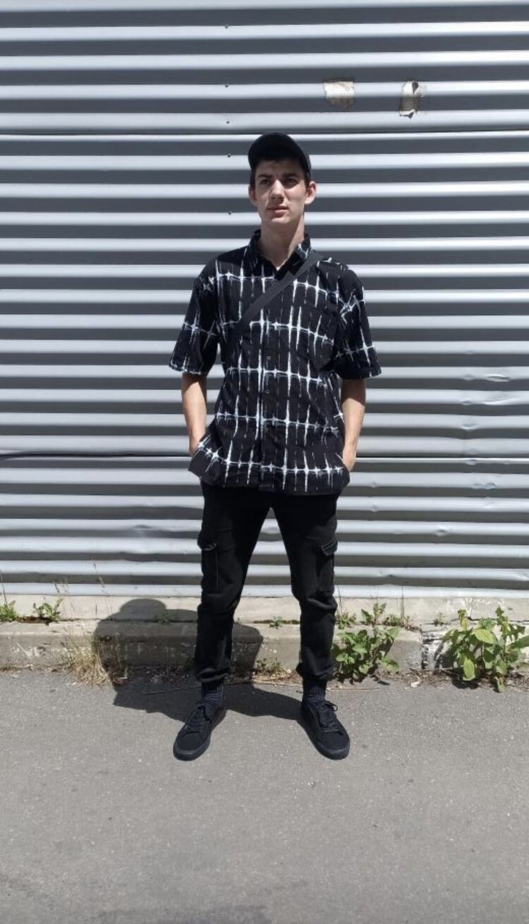  42242434  , 21 ,    