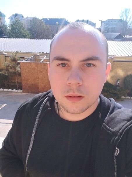  34511134  Vladislav, 30 ,    