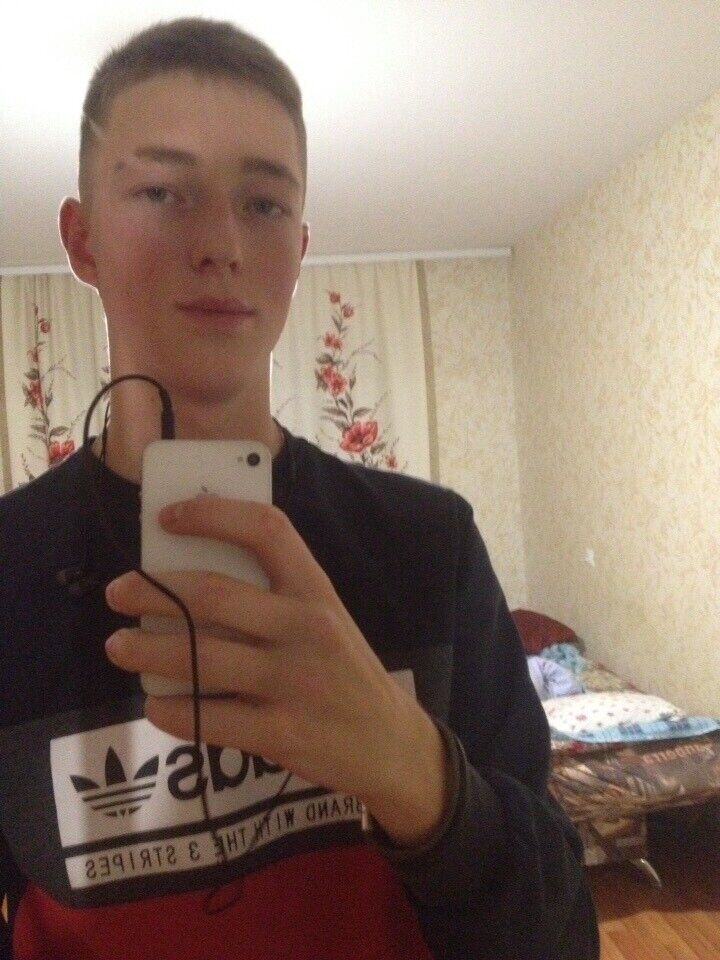  21278614  , 24 ,    