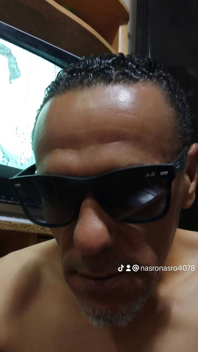  ,   Nasro, 47 ,   ,   