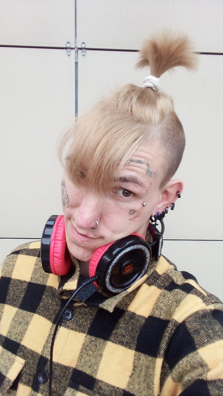  ,   ˸, 25 ,     , c 