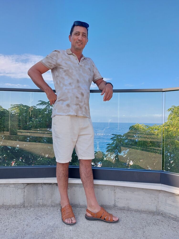  43248334  Goran, 49 ,    Burghausen