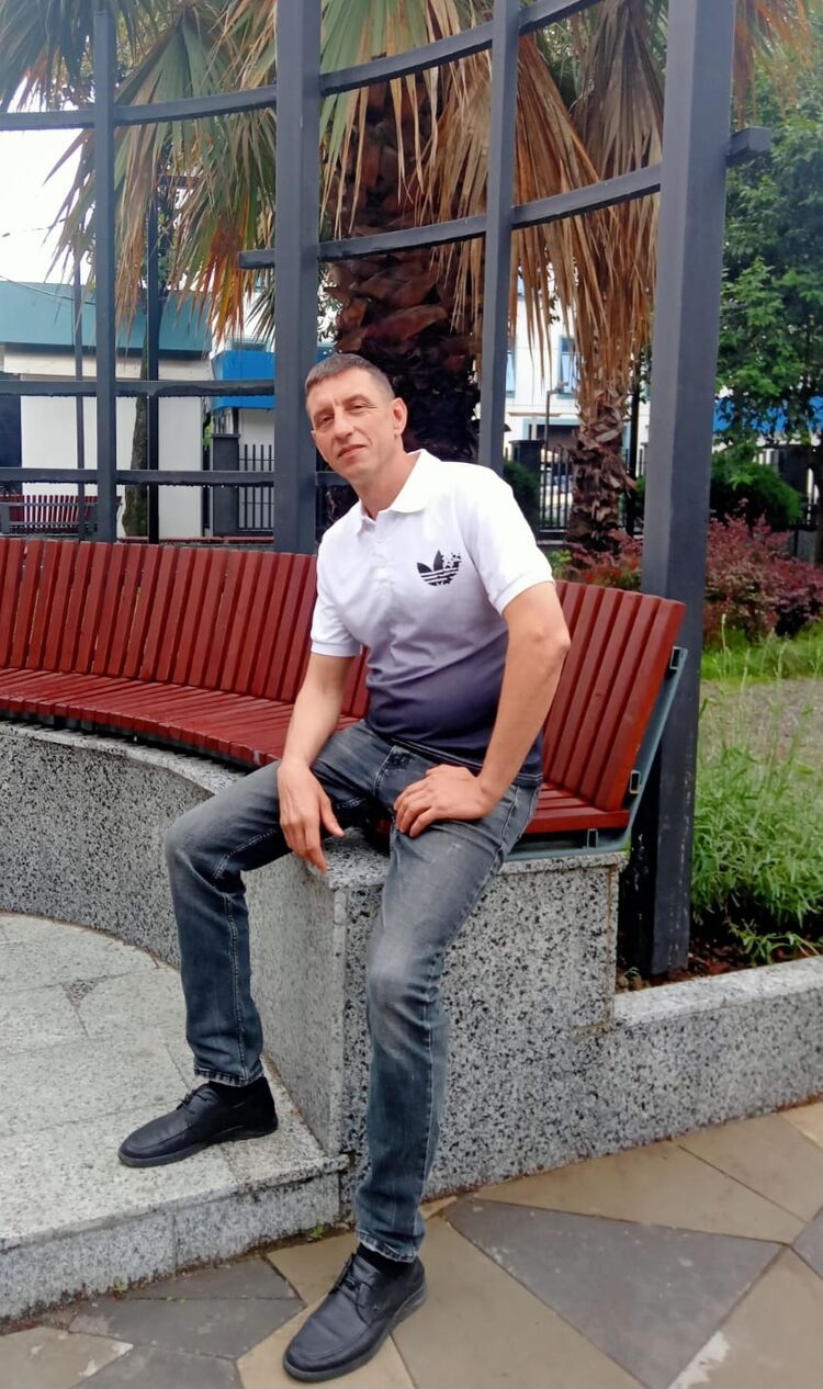  ,   Valera, 44 ,   c 