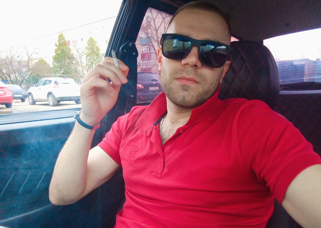  ,   Aleks, 32 ,   ,   