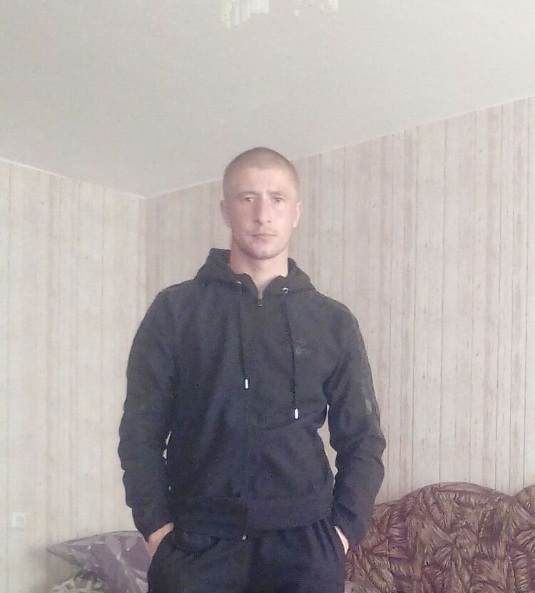  24039974  DmiTRii, 32 ,    