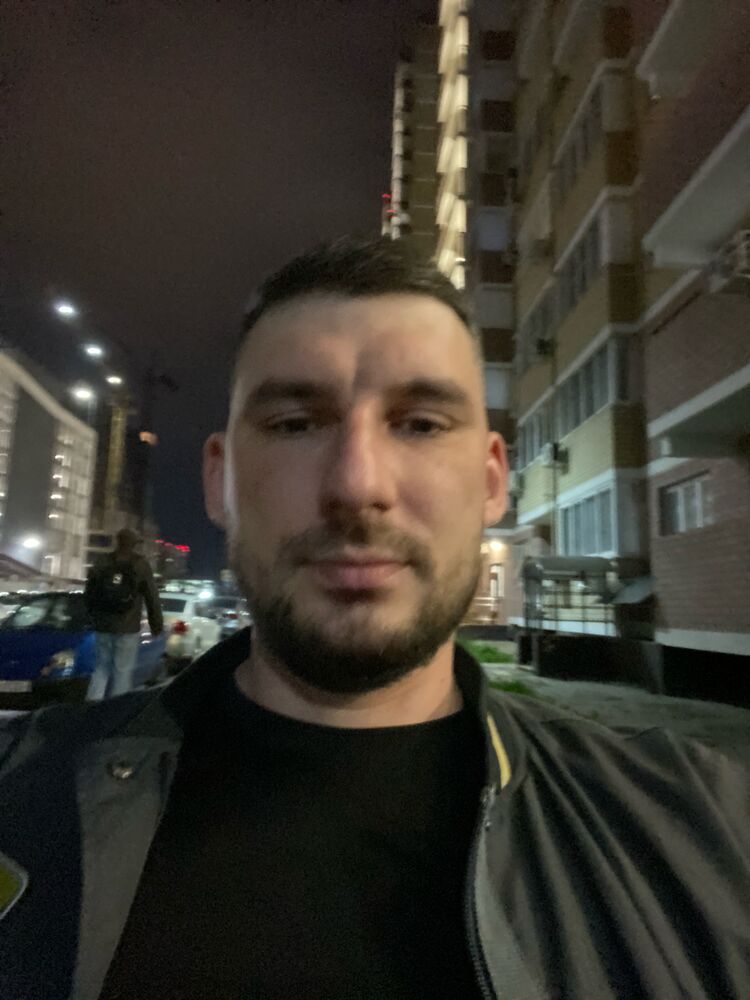  50757004  Ivan, 29 ,    