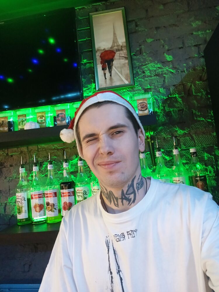  40450564  , 25 ,    