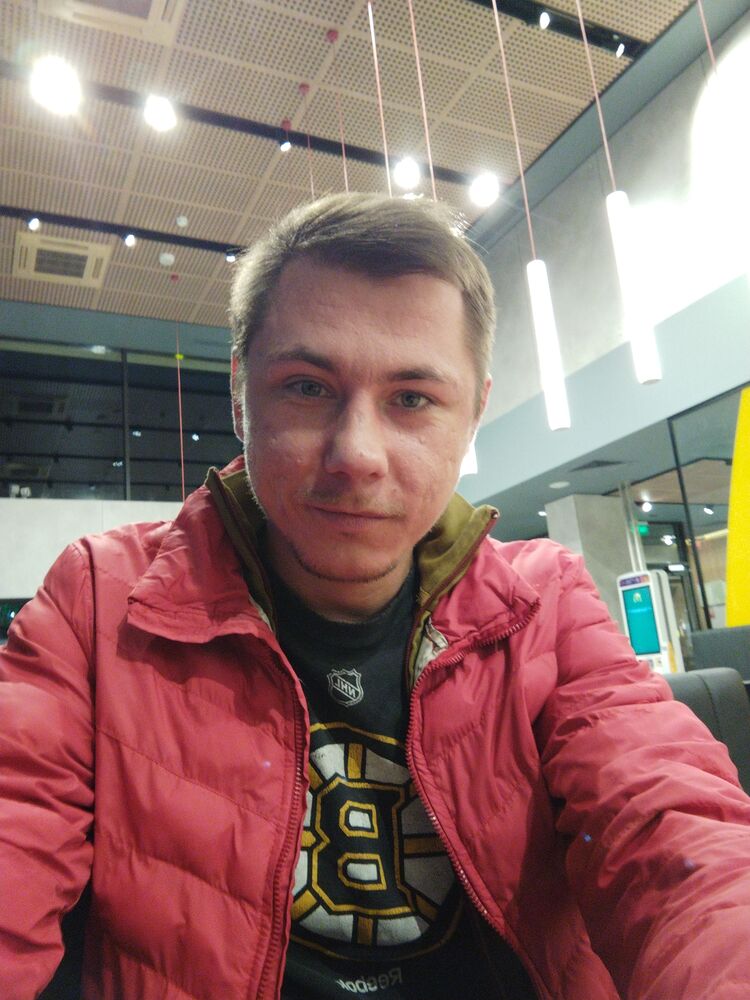  ,   Zhenya, 41 ,   ,   , c , 