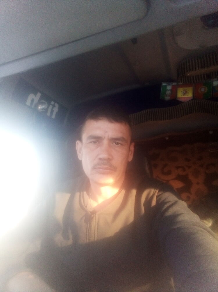  26705484  , 49 ,    