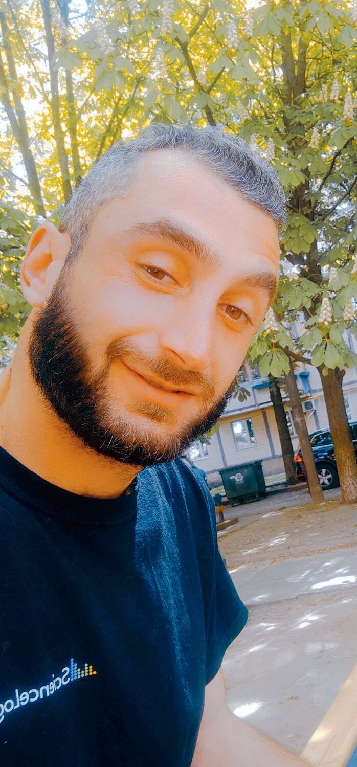  ,   Irakli, 33 ,   ,   