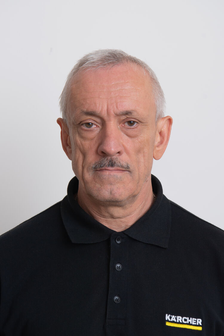  42767074  Valeriy, 64 ,    