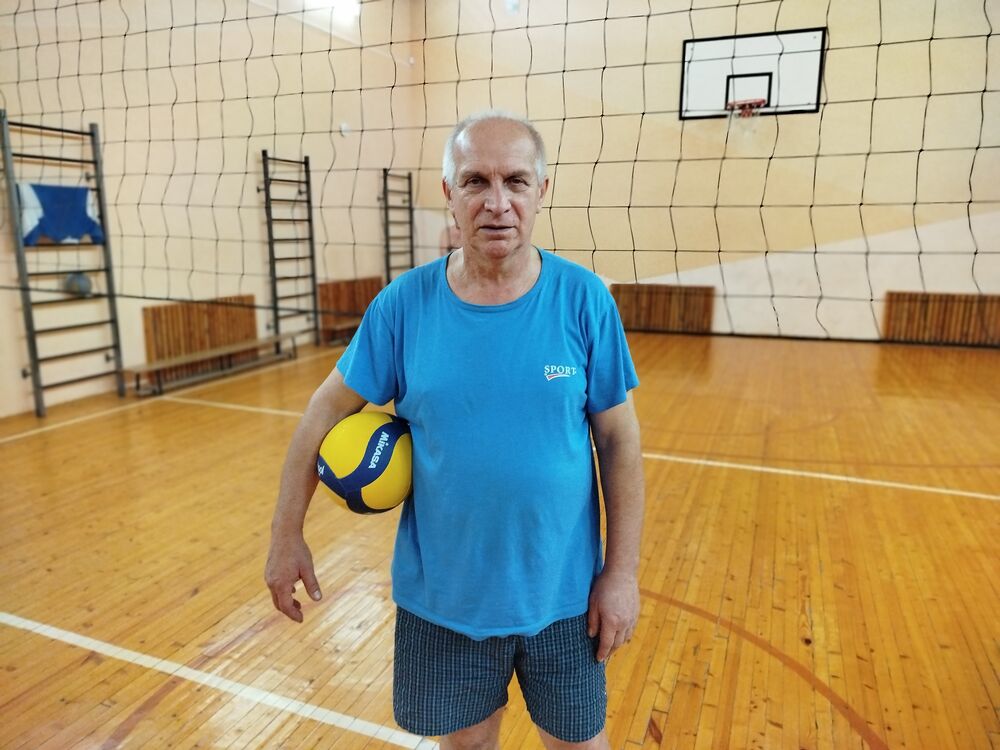  54174134  , 65 ,    