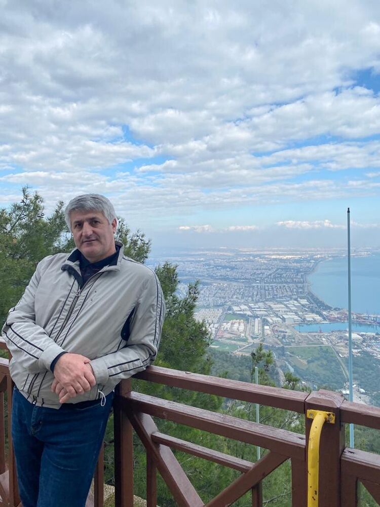  22336364  , 53 ,    -