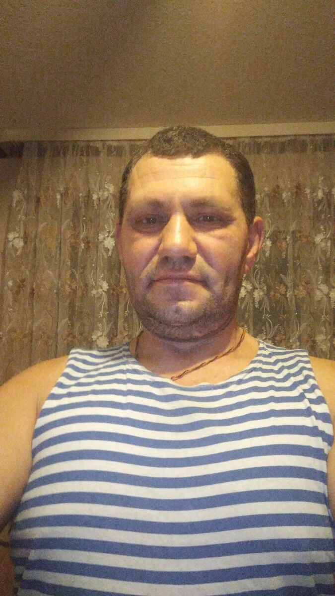  ,   Ruslan, 53 ,   ,   , c 