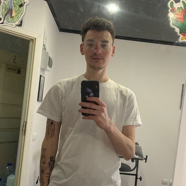  31871784  , 23 ,    -