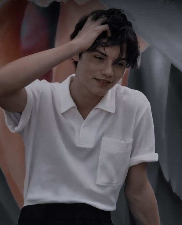  49045924  Yaxyo, 21 ,    