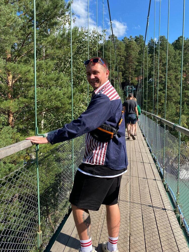  31292214  Daniil, 27 ,    