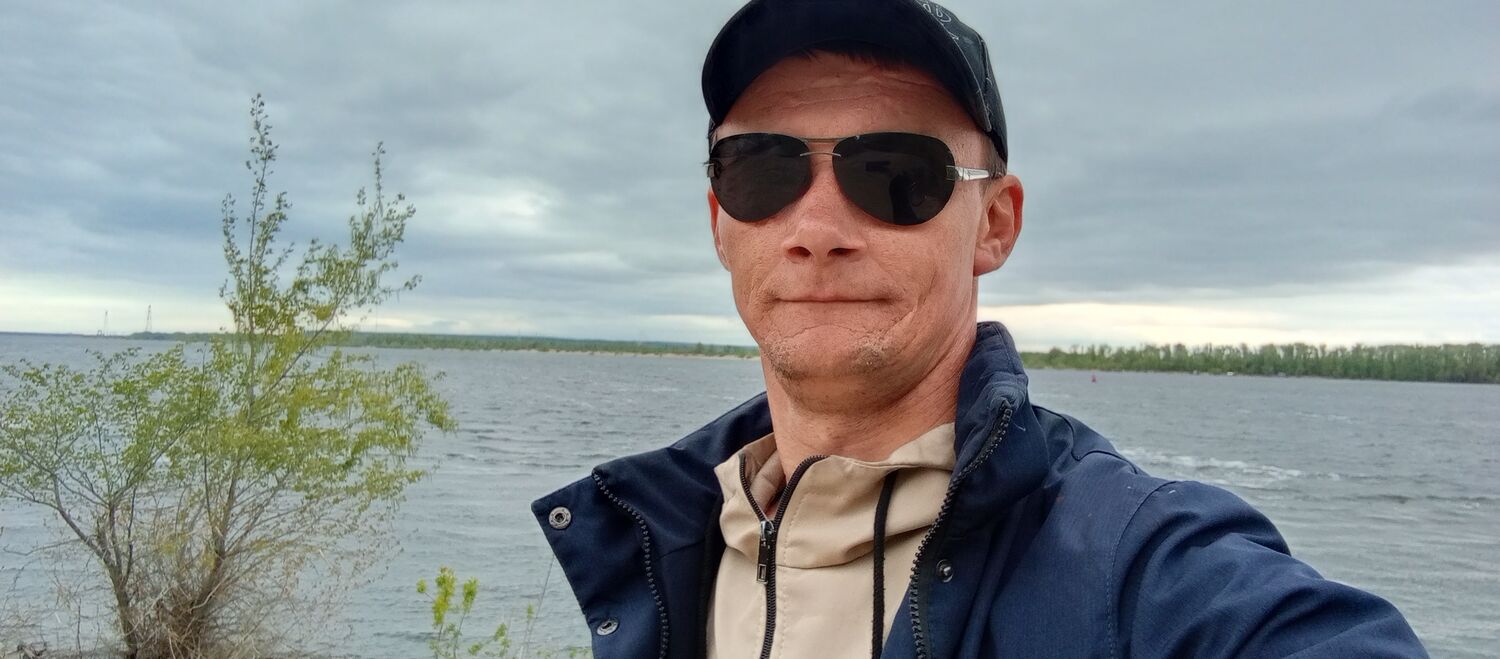  ,   Anton, 34 ,   ,   