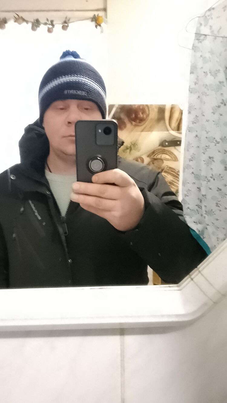  31327924  , 34 ,    
