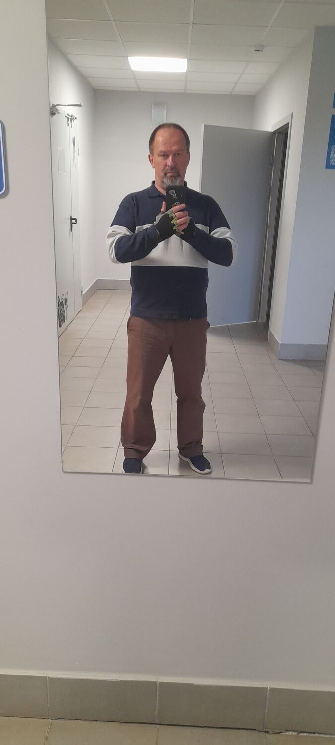  54100154  , 47 ,    