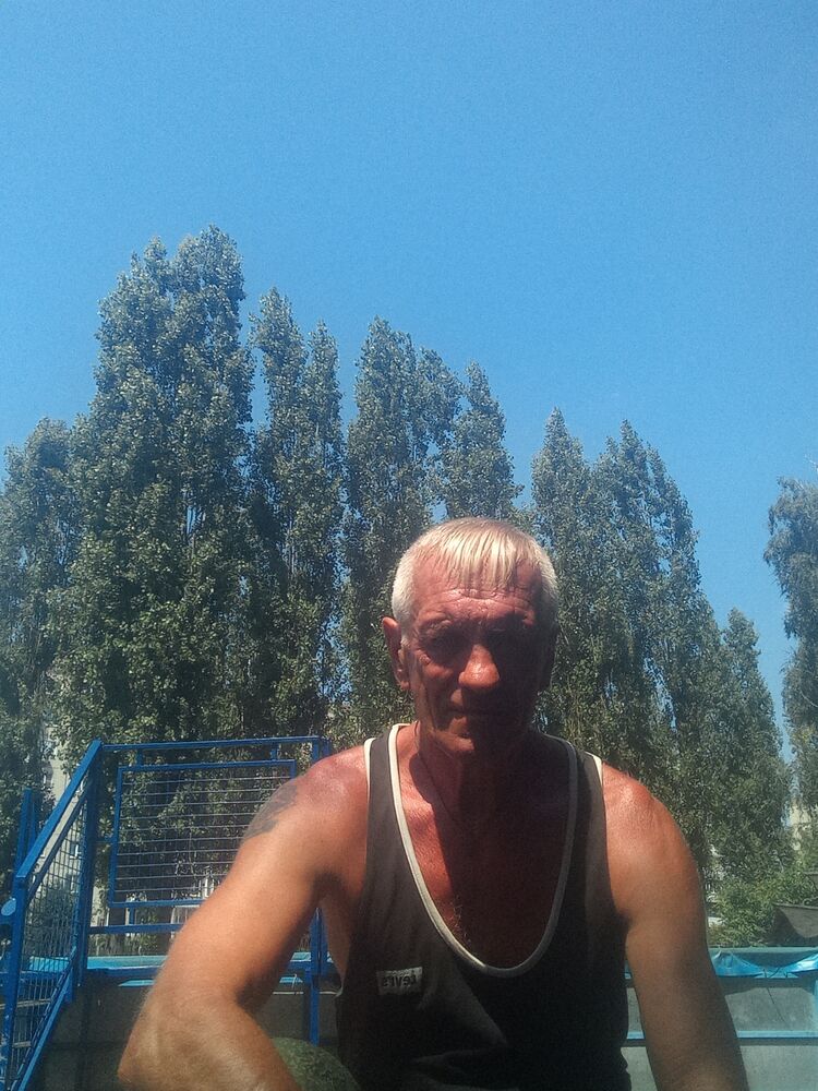  44728584  , 54 ,    