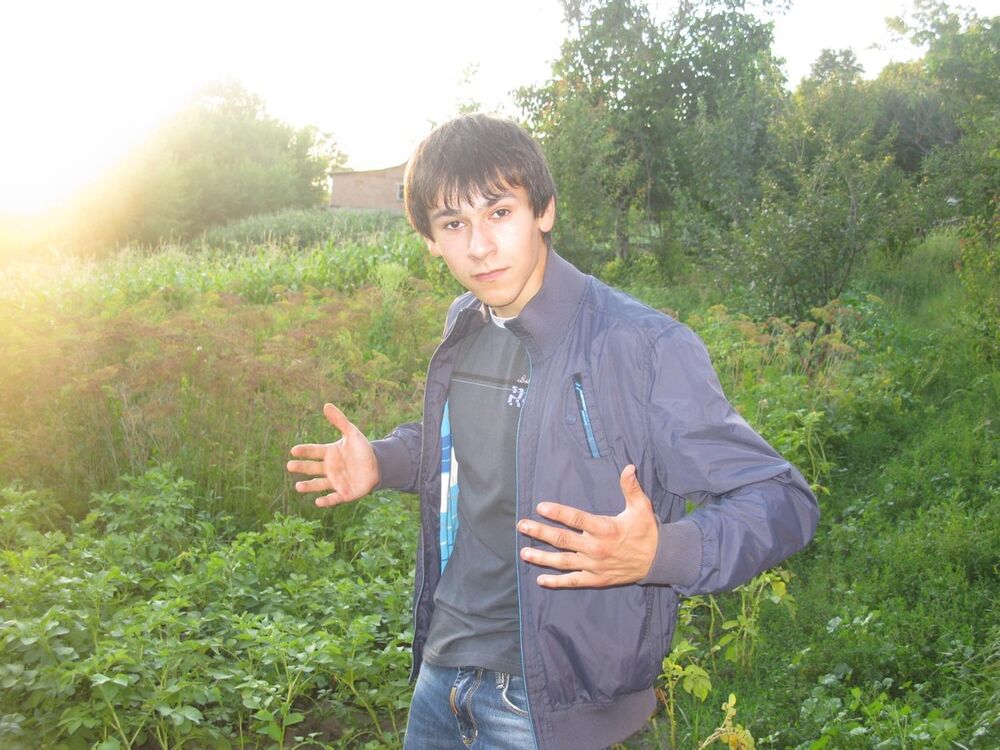  8413784  Rustam, 31 ,    