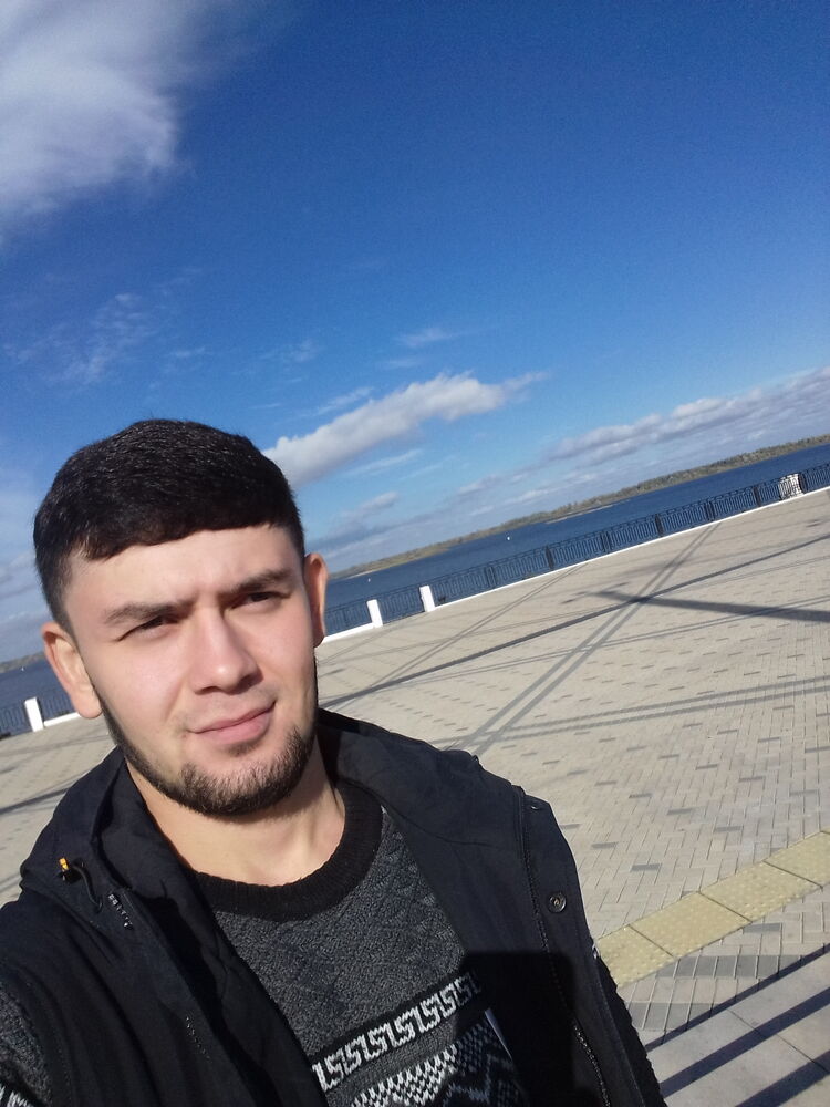  29679714  Aziz, 24 ,     