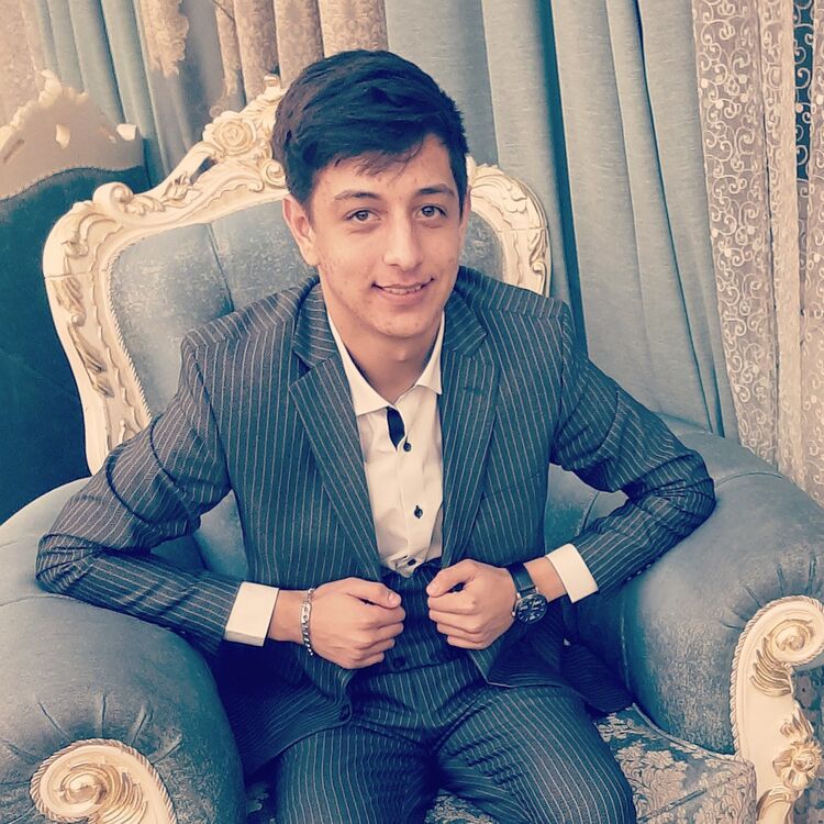  19084104  Ismayil, 24 ,    