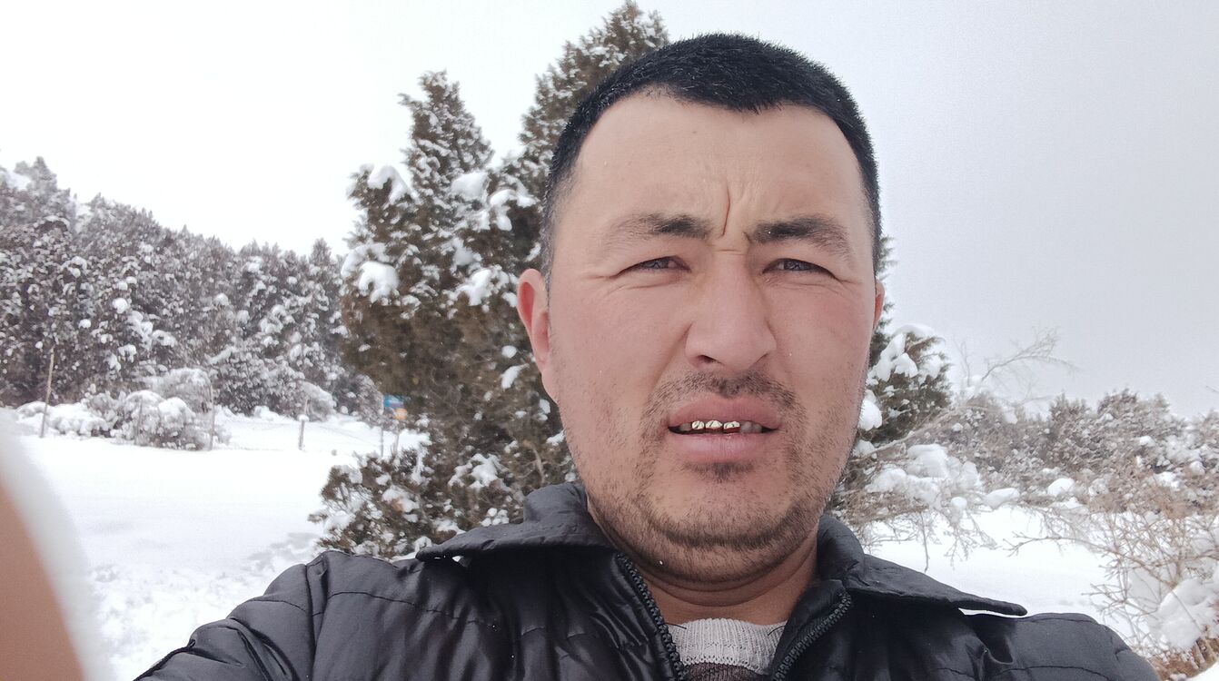  52911574  Yusufjon, 34 ,    