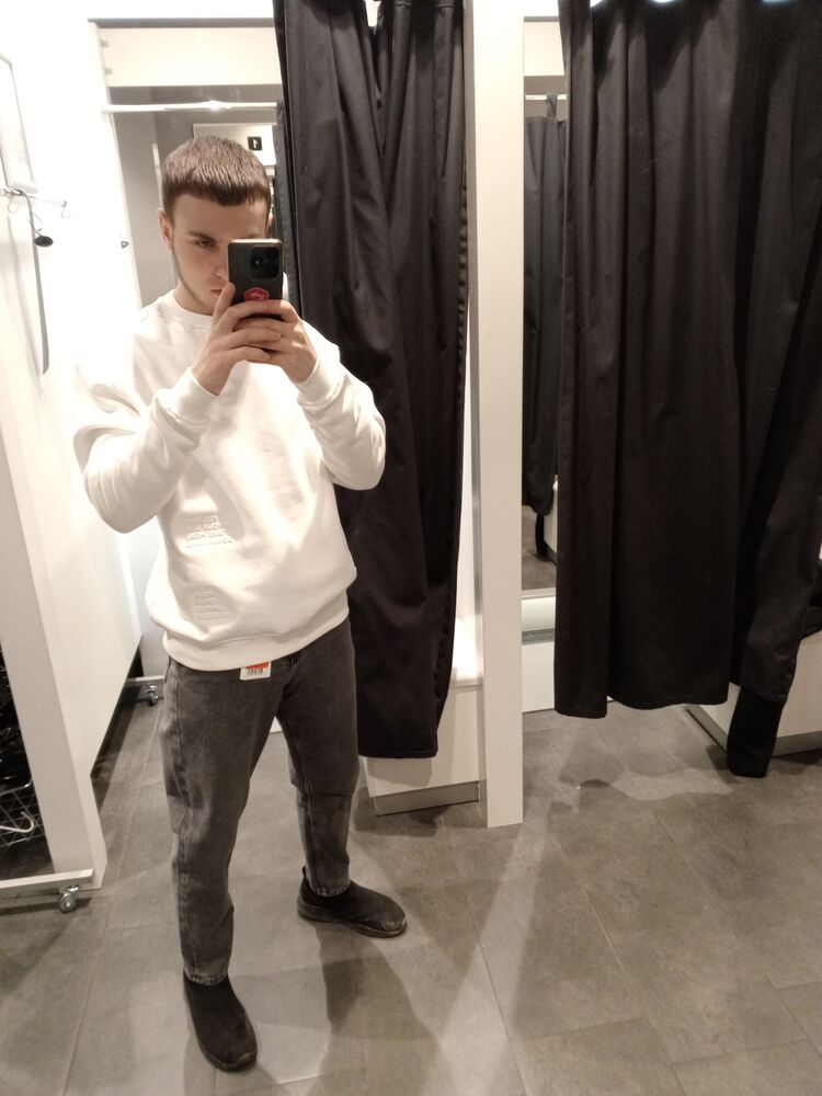 ���� 42180004 ����� Yura, 19 ���, ���� ���������� � ������������