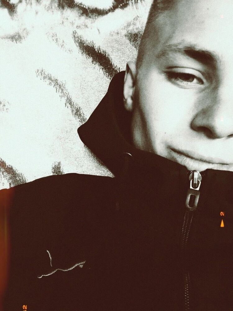  46497134  , 21 ,    