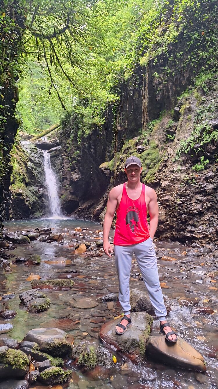  54276134  Alexander, 45 ,    