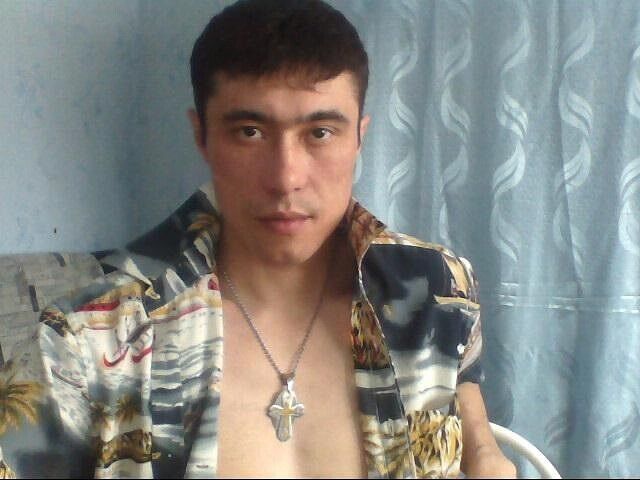  39993324  Anatolii, 43 ,    