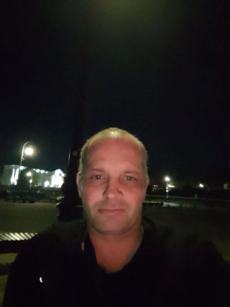  46106794  , 43 ,    