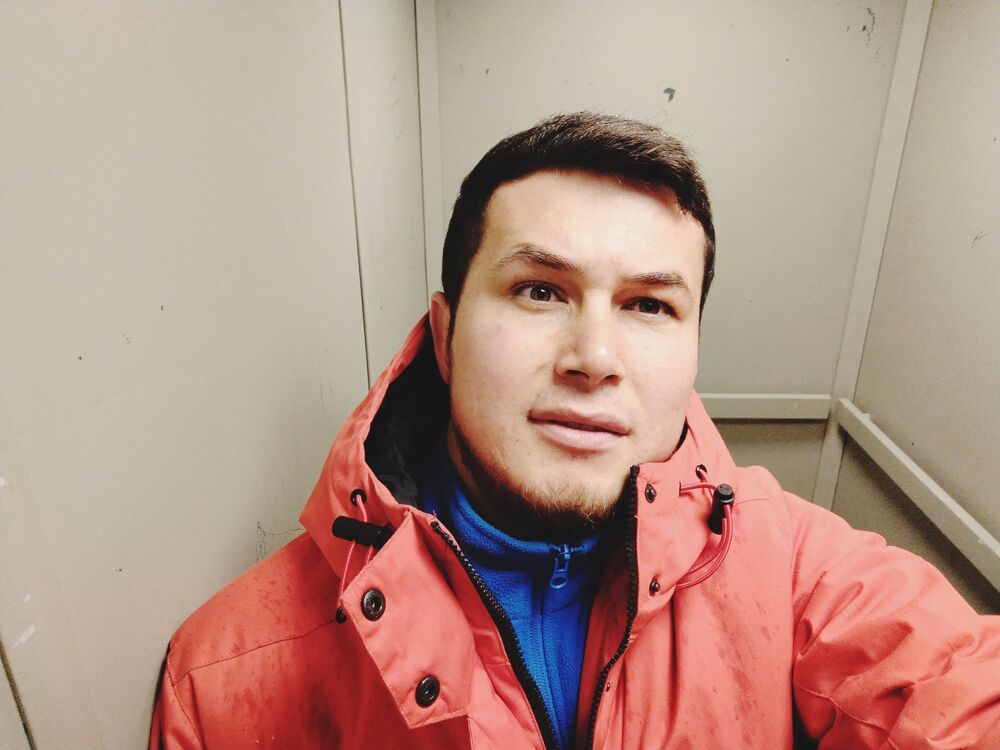  40159824  Ruslan, 35 ,    -