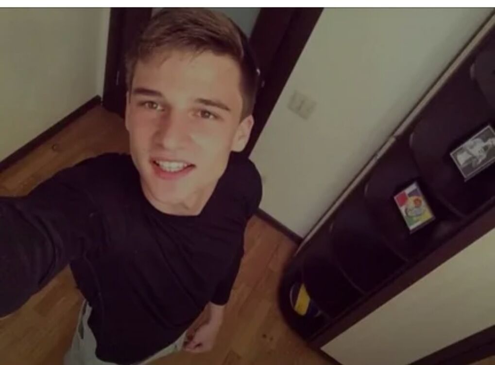  53370334   Asian, 29 ,    