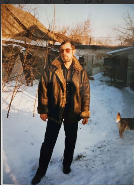  ,   Oleg, 72 ,   ,   