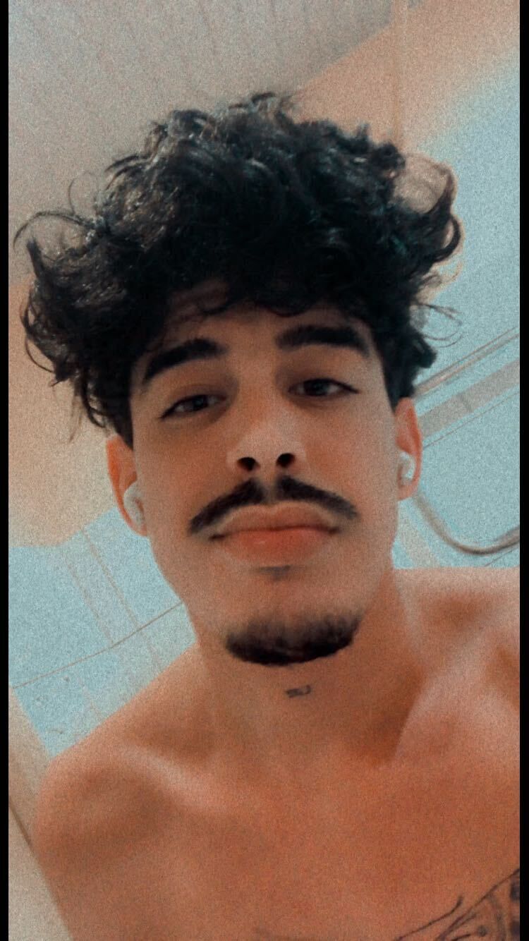  ,   Carlos, 29 ,   ,   