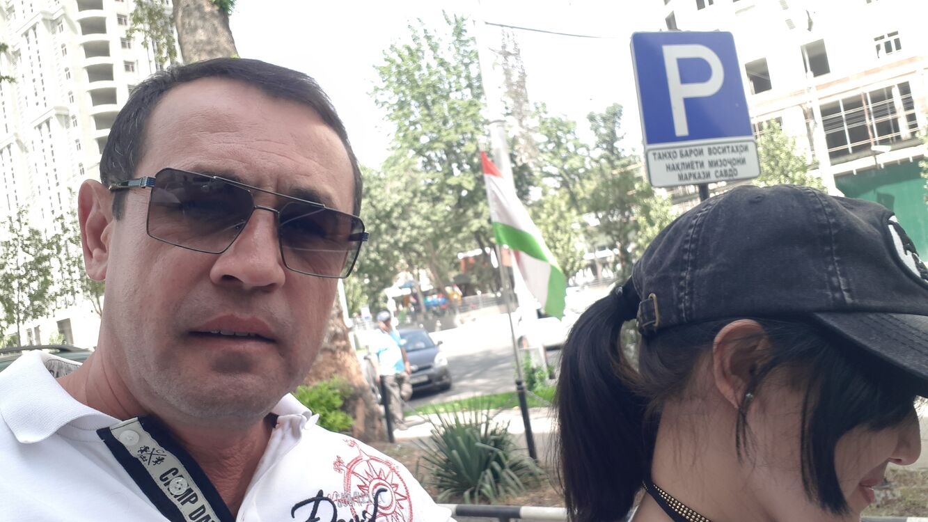  32308744  NUR, 52 ,    
