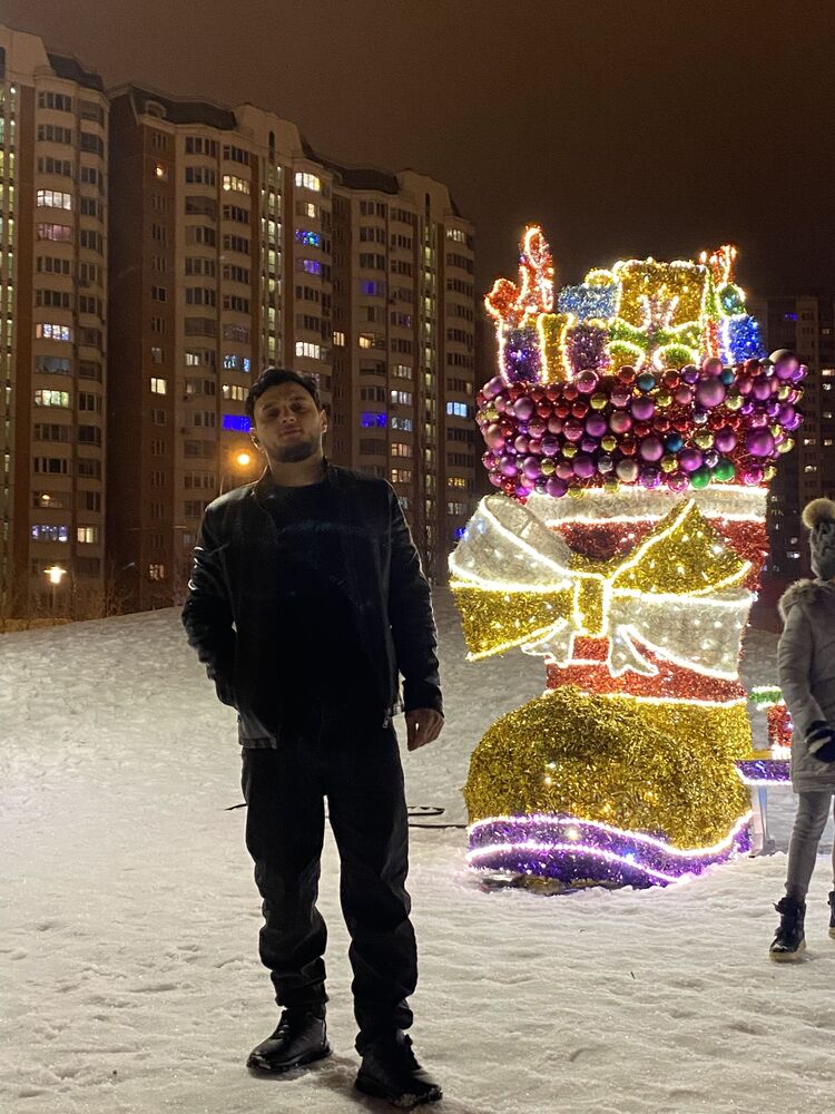 31639294  Kazim, 26 ,    