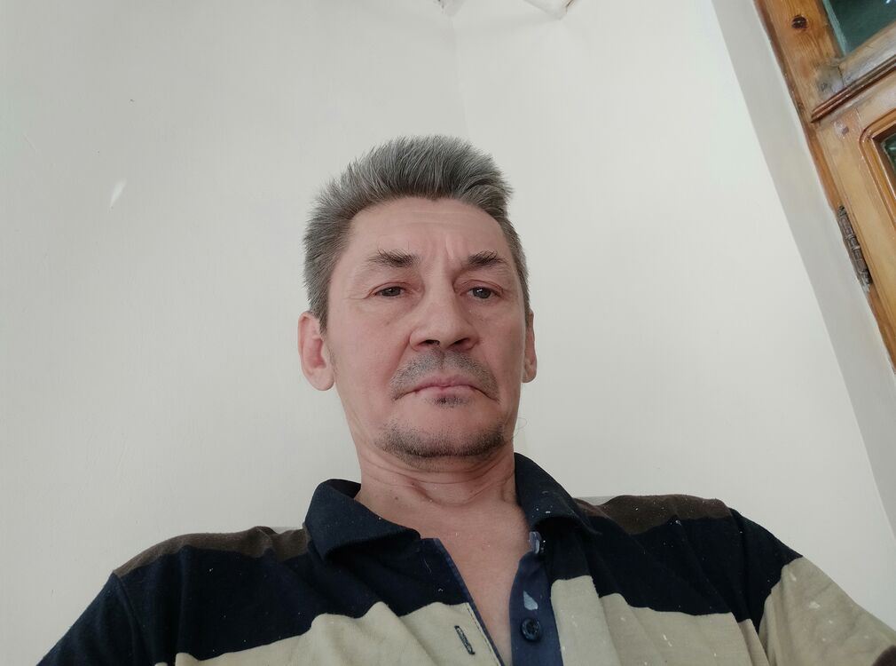  44883104  , 53 ,    